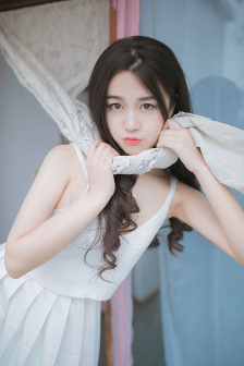 小岛みなみ